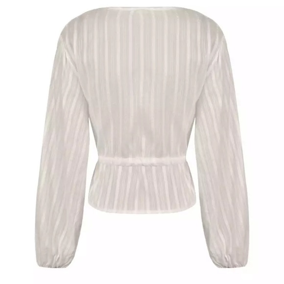 ✨🆕LAST 1 “Everlyne” White Top - Picture 3 of 3